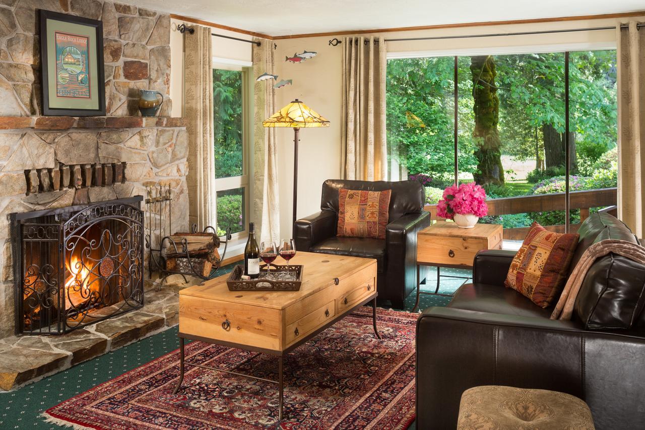 Eagle Rock Lodge Vida Екстер'єр фото